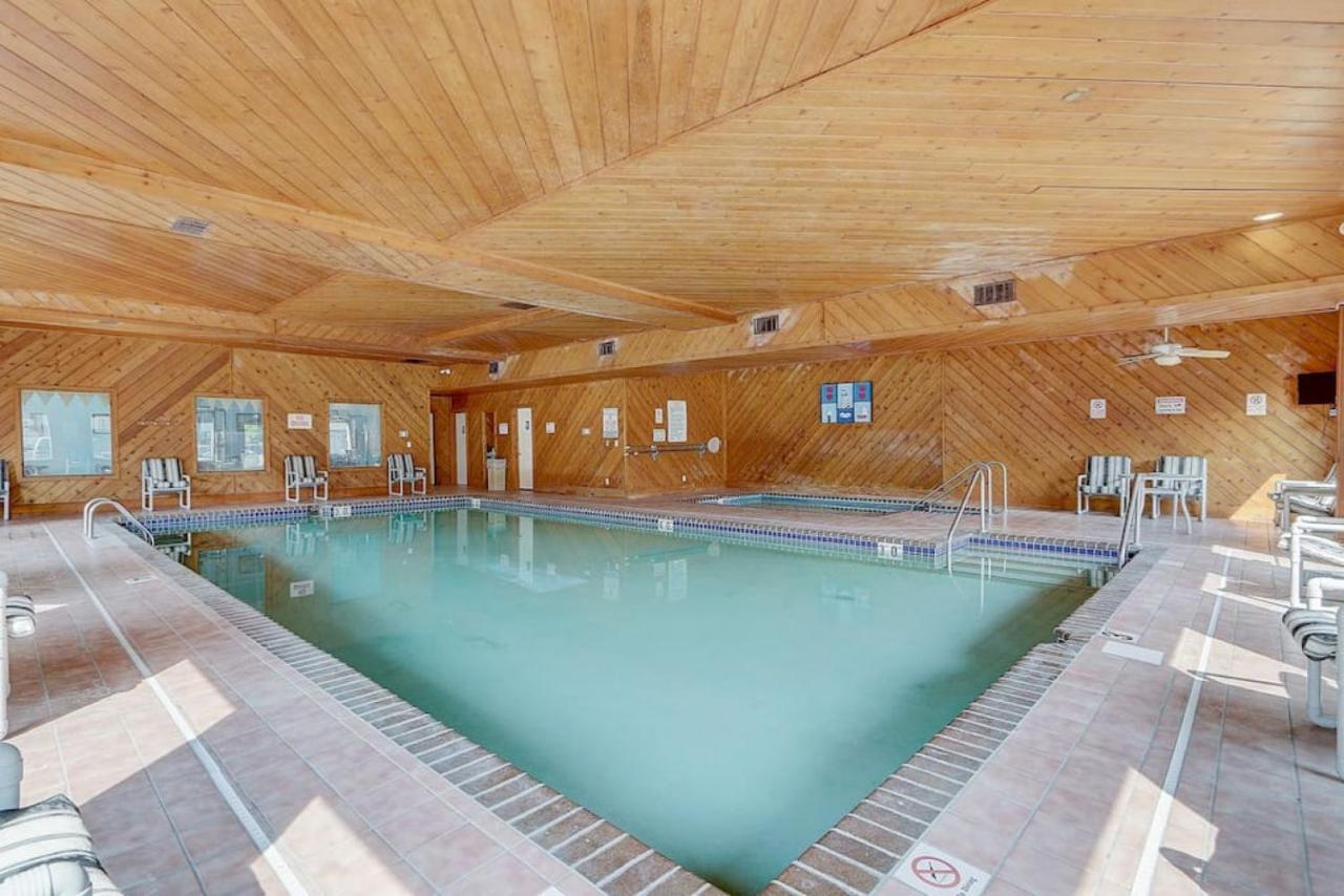 Brown Family Condo For Families Golf Trips And Girls Getaways Wisconsin Dells Bagian luar foto