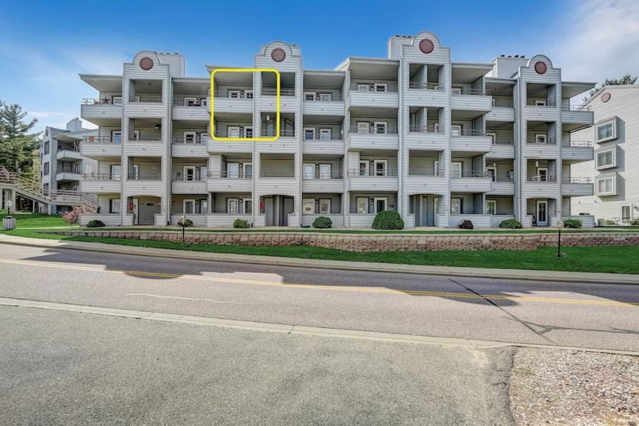 Brown Family Condo For Families Golf Trips And Girls Getaways Wisconsin Dells Bagian luar foto